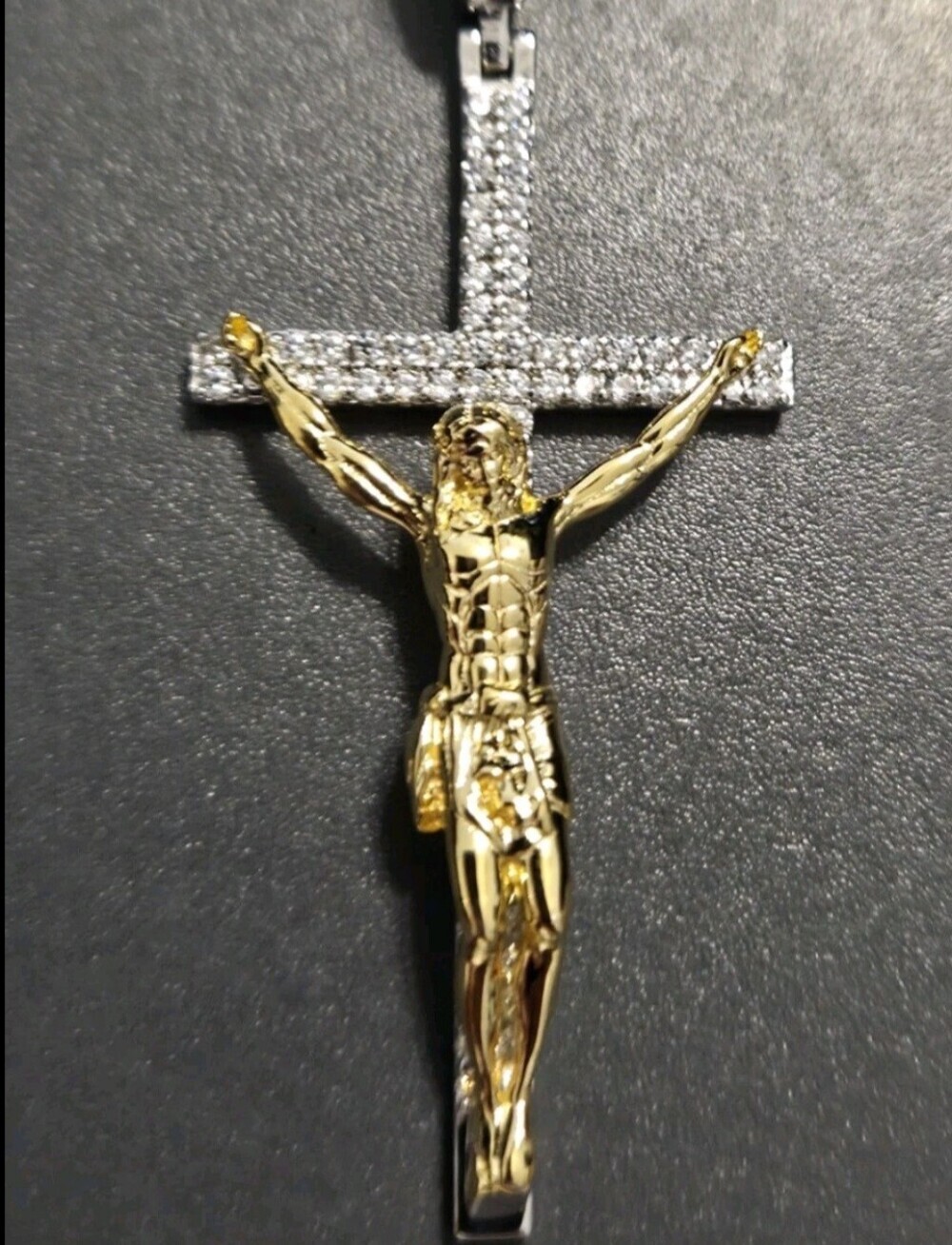 Iced Out 3D Jesus On Cross Moissanite Pendant - 14k Gold Vermeil/ 925 Silver NEW - Picture 7 of 12